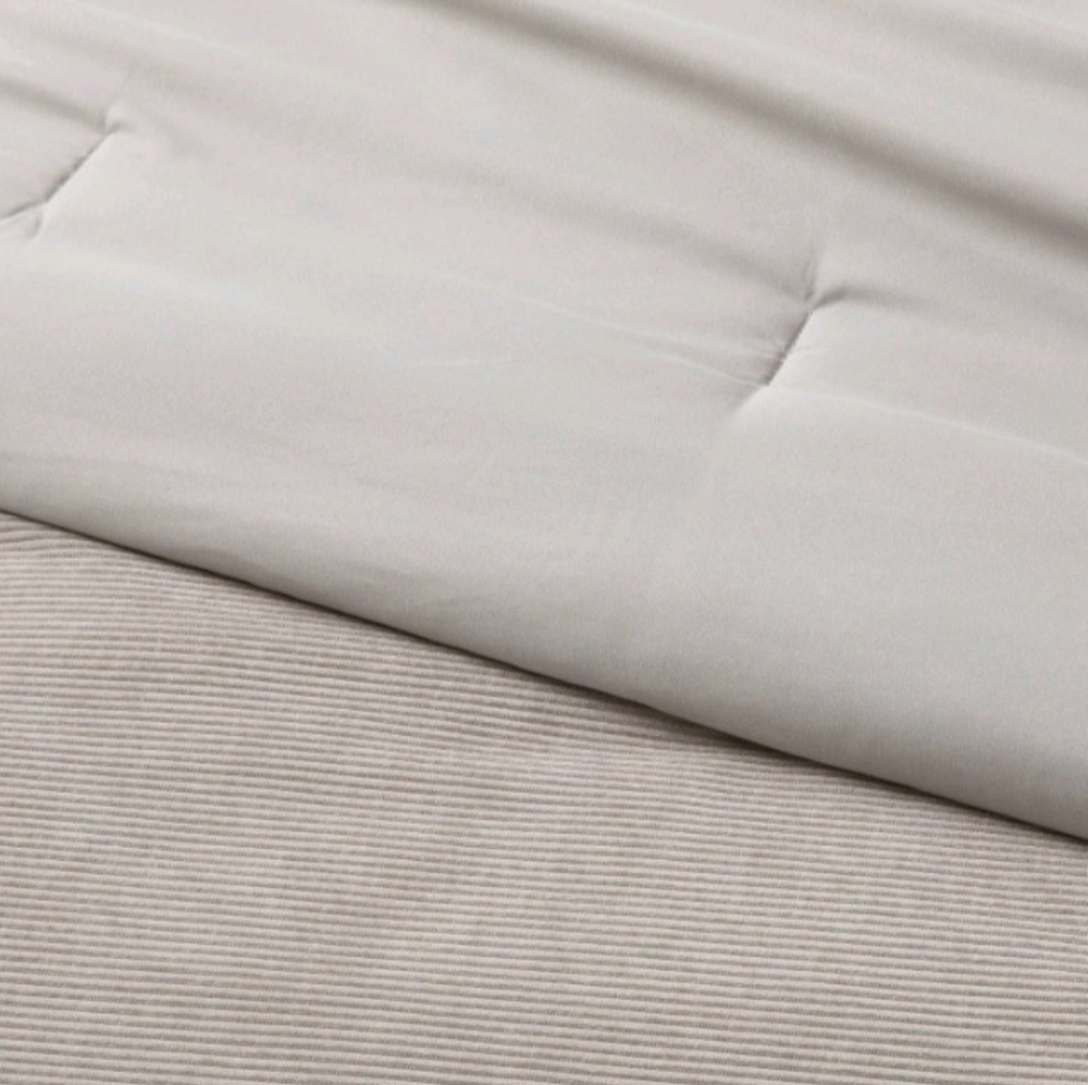 Corduroy plush comforters - Picture 2 of 2